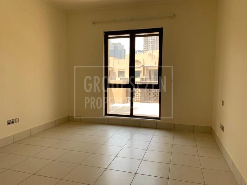 1 BED APARTMENT FOR SALE IN OLD TOWN